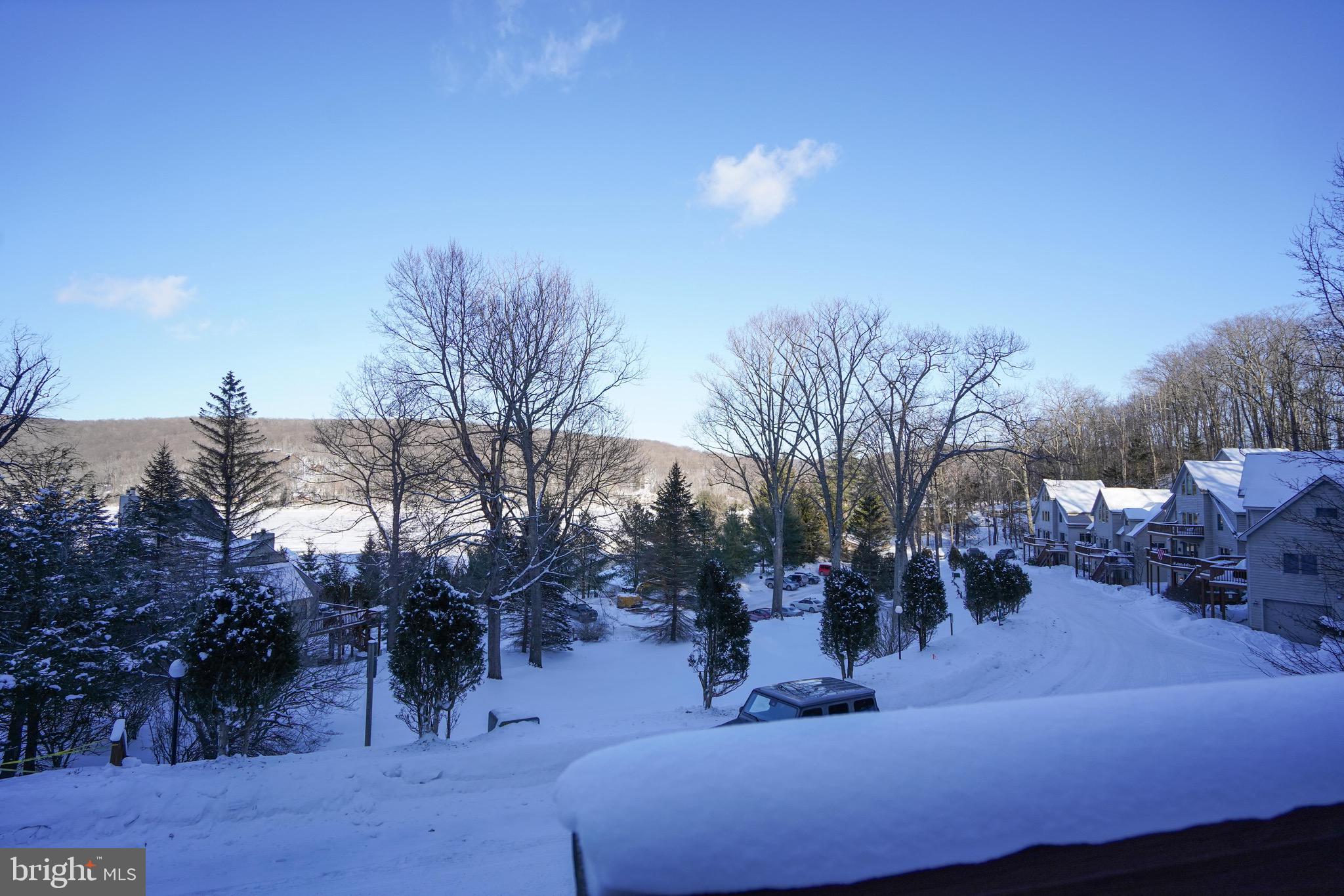 127 JEFFREY LANE 18C