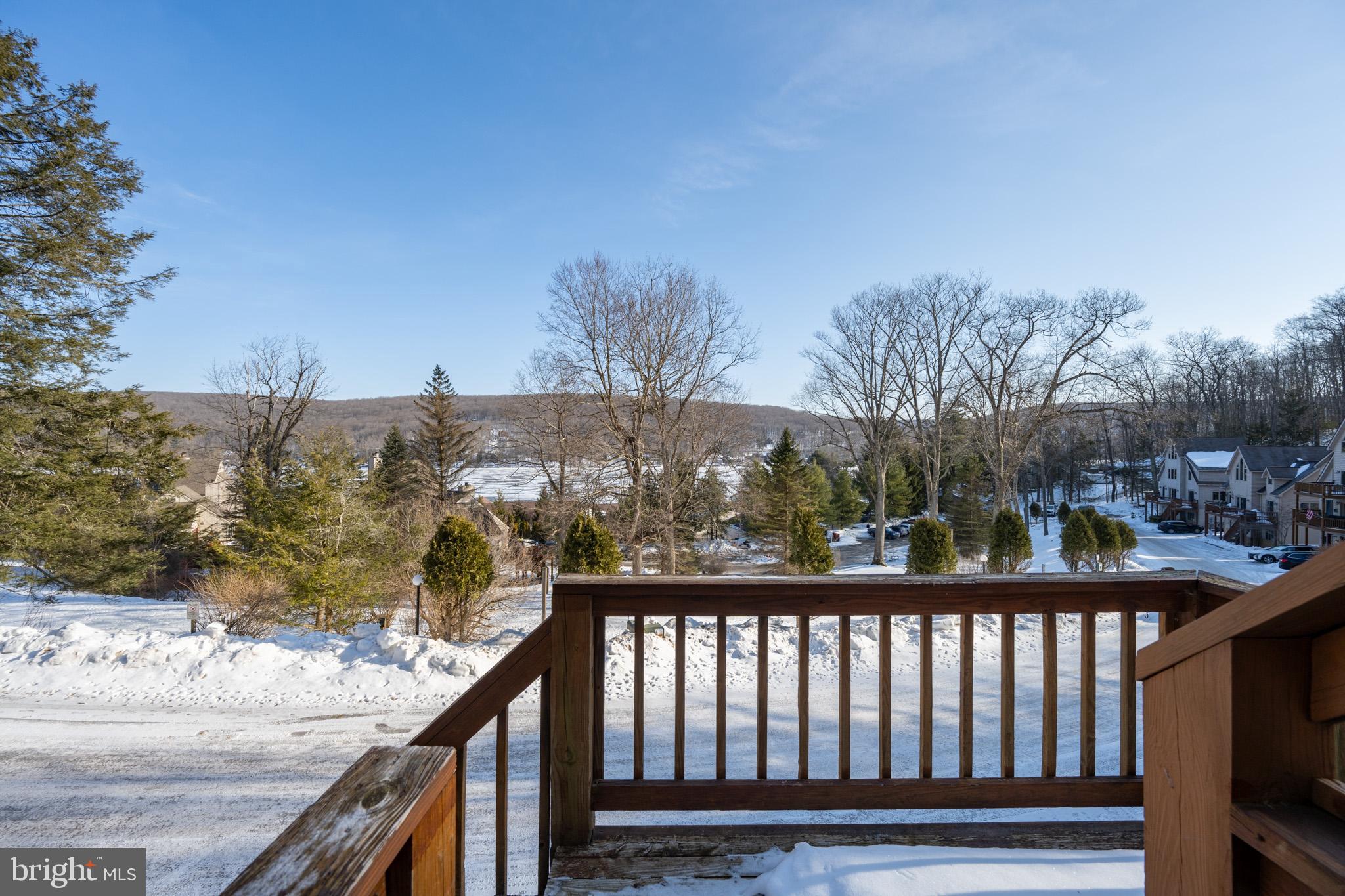 127 JEFFREY LANE 18C