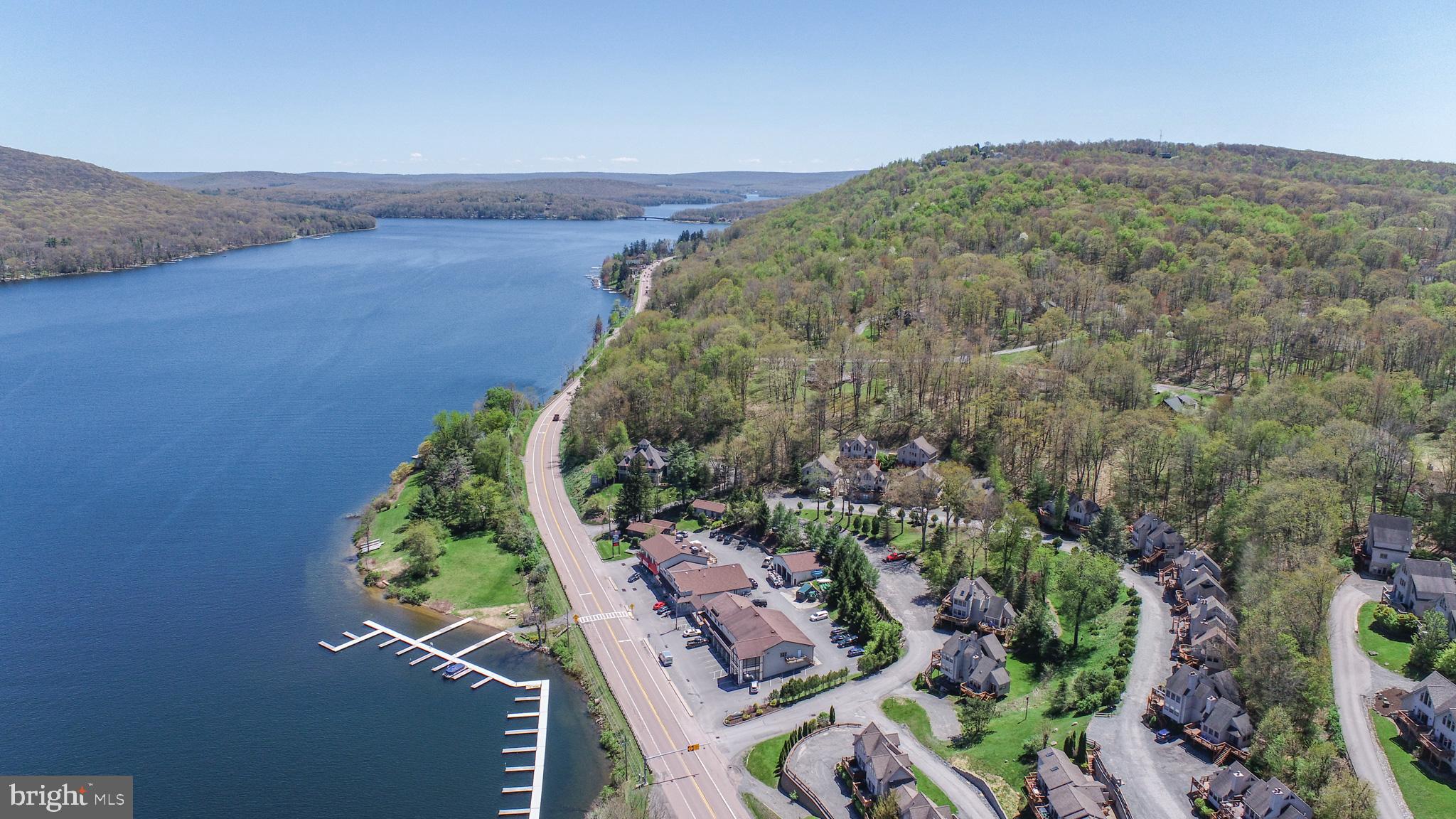 127 JEFFREY LANE 18C