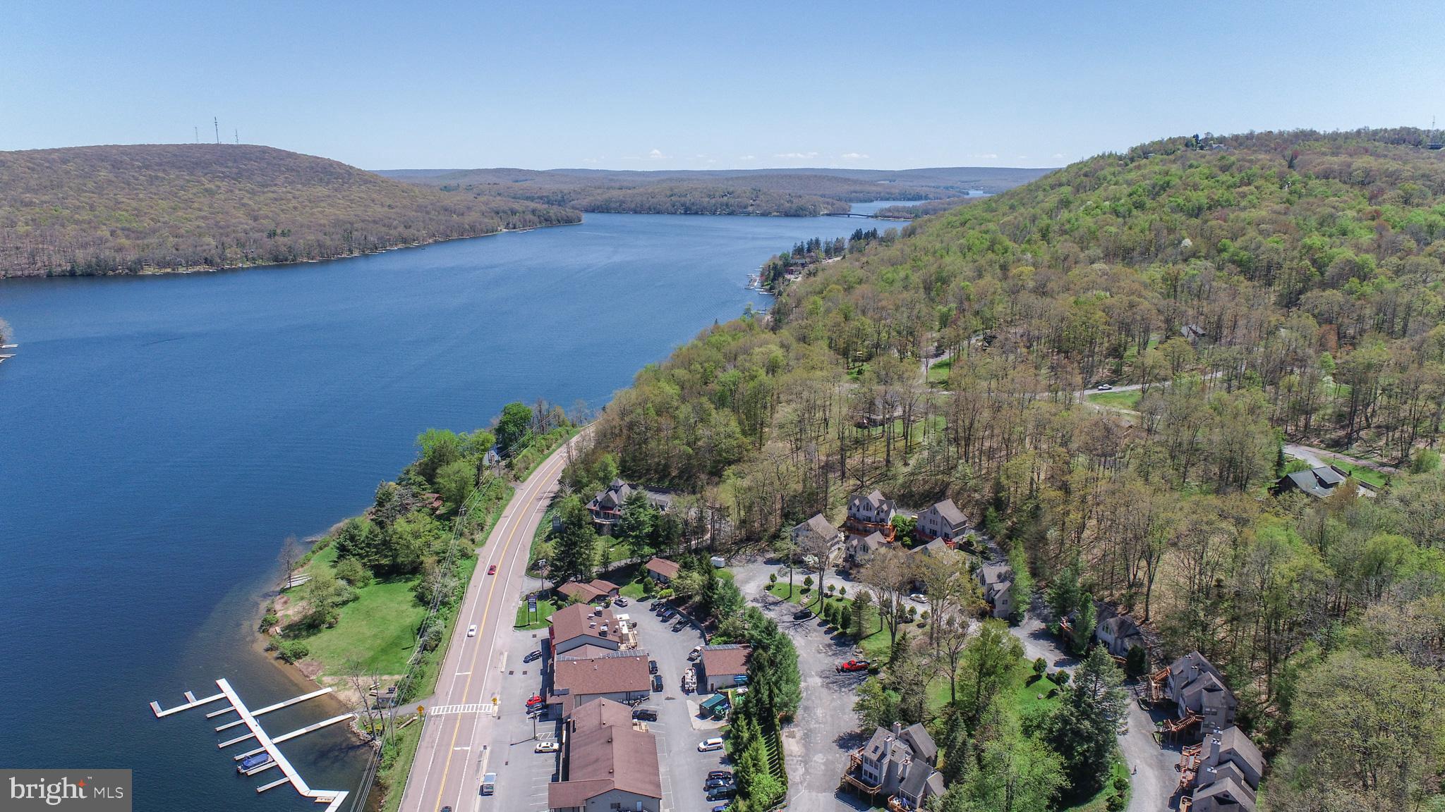 127 JEFFREY LANE 18C