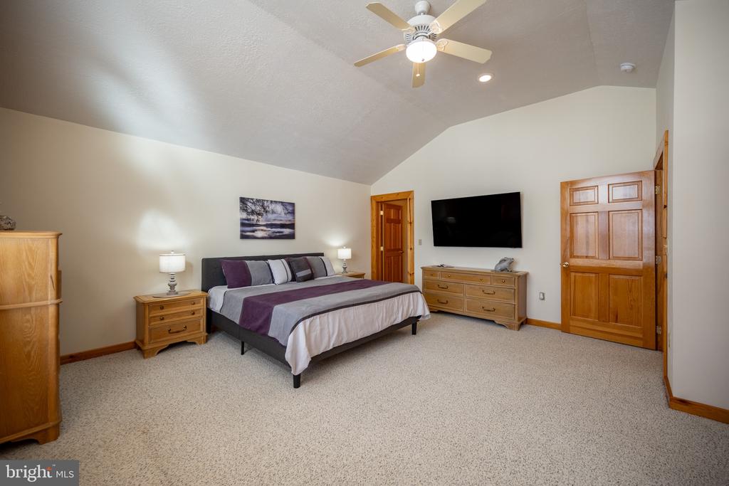 72 JAKES DRIVE