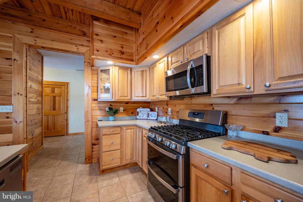 72 JAKES DRIVE