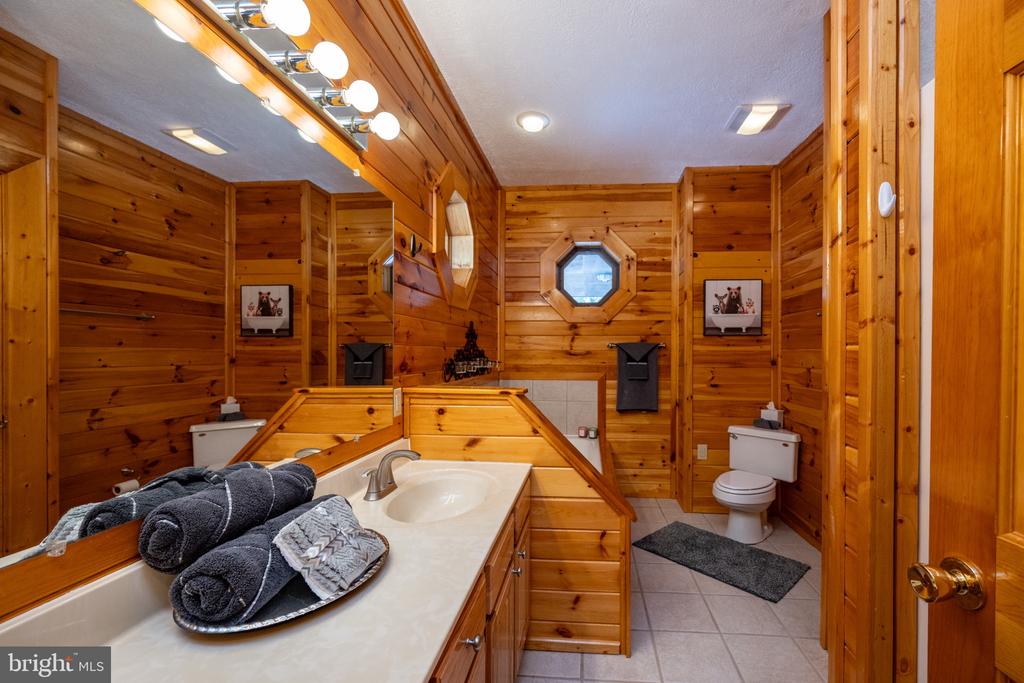 72 JAKES DRIVE