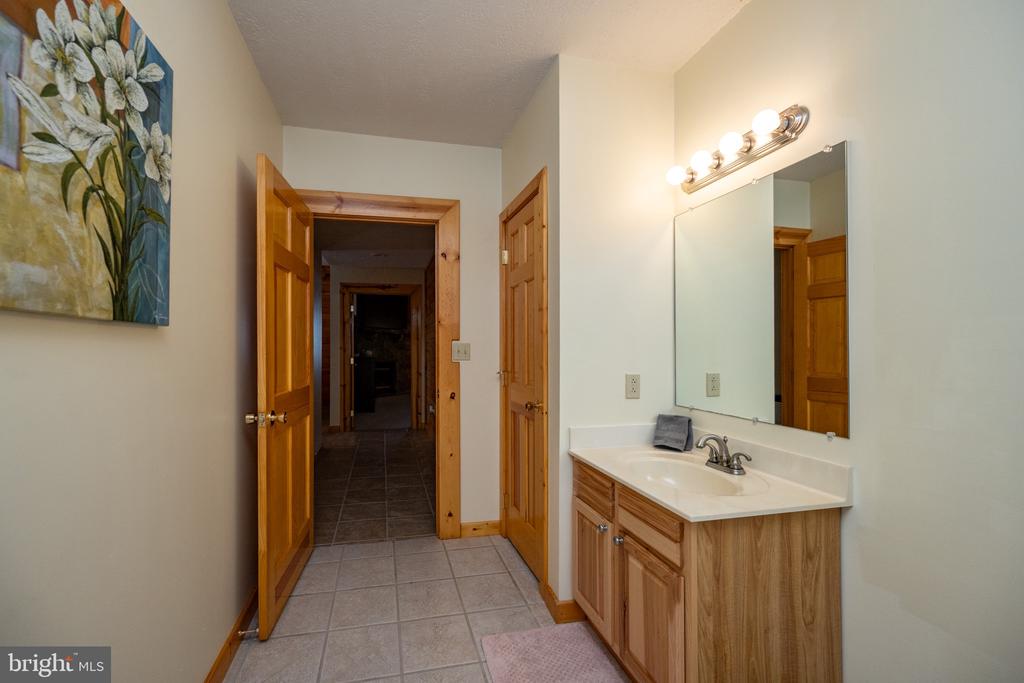 72 JAKES DRIVE