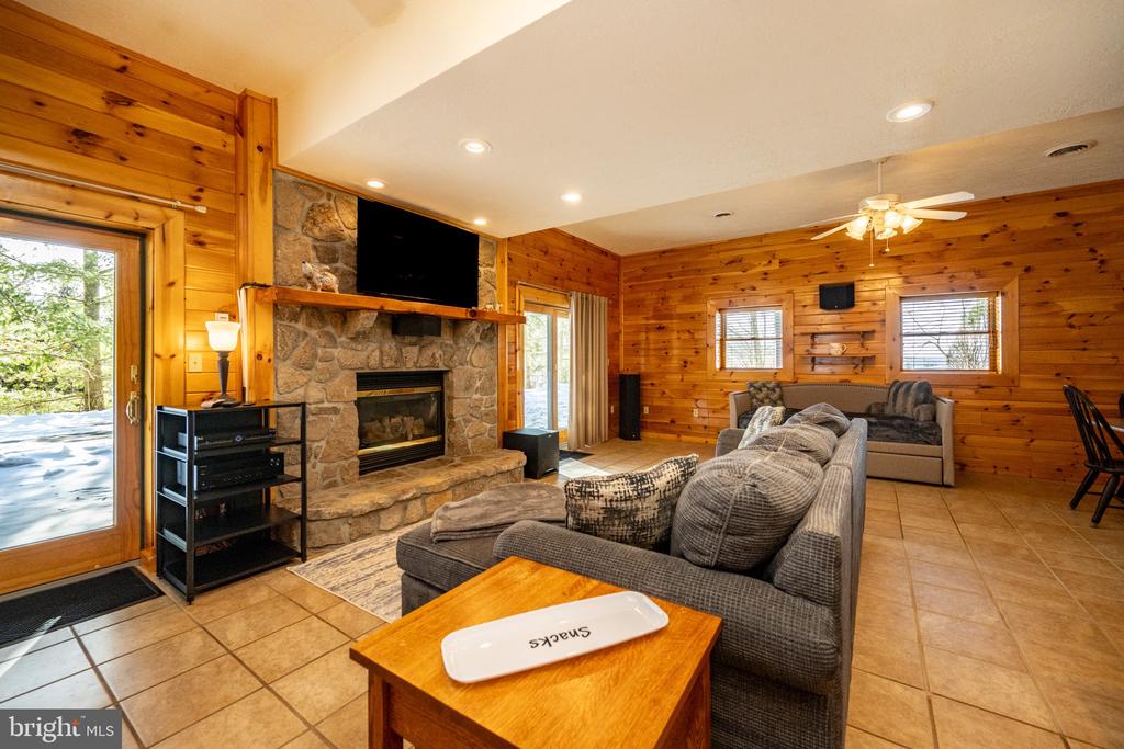 72 JAKES DRIVE