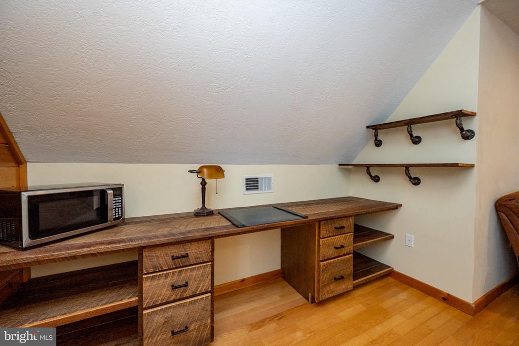 72 JAKES DRIVE