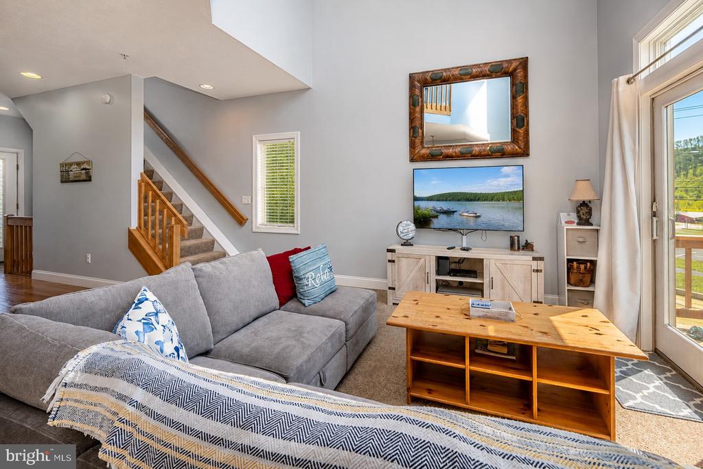 267 MOSSER ROAD 1