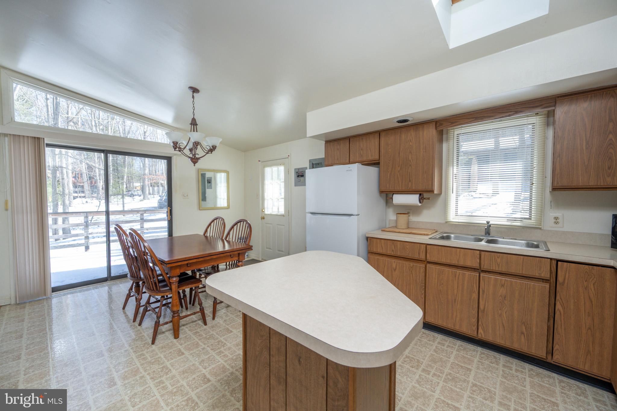 102 PINEY POINT DRIVE