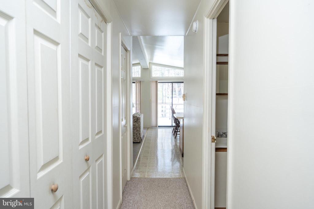 102 PINEY POINT DRIVE