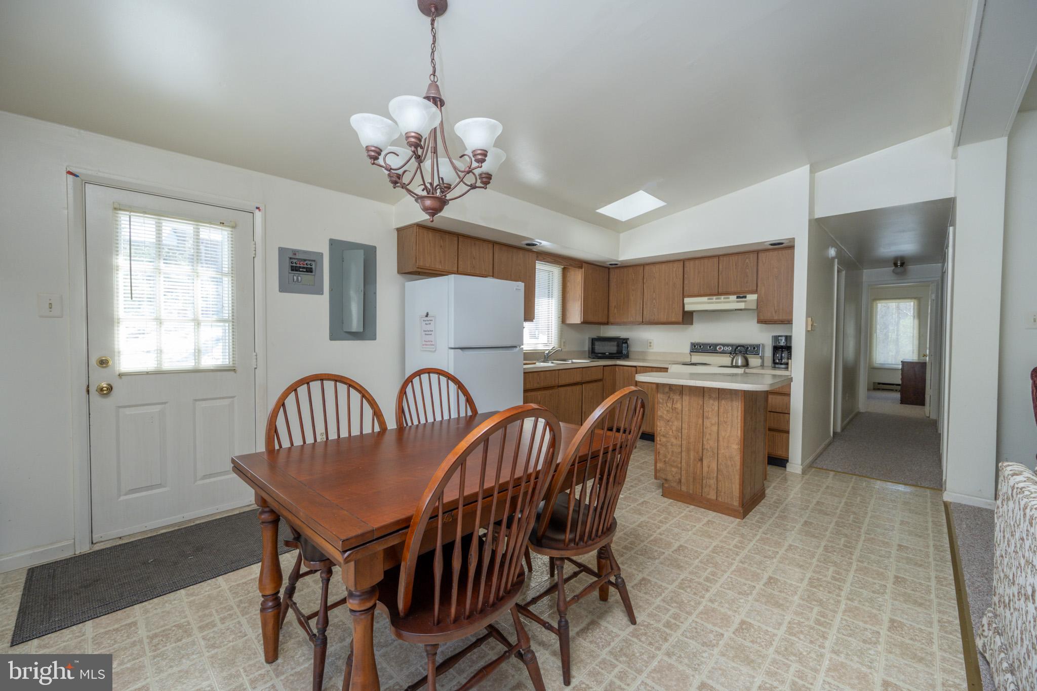 102 PINEY POINT DRIVE