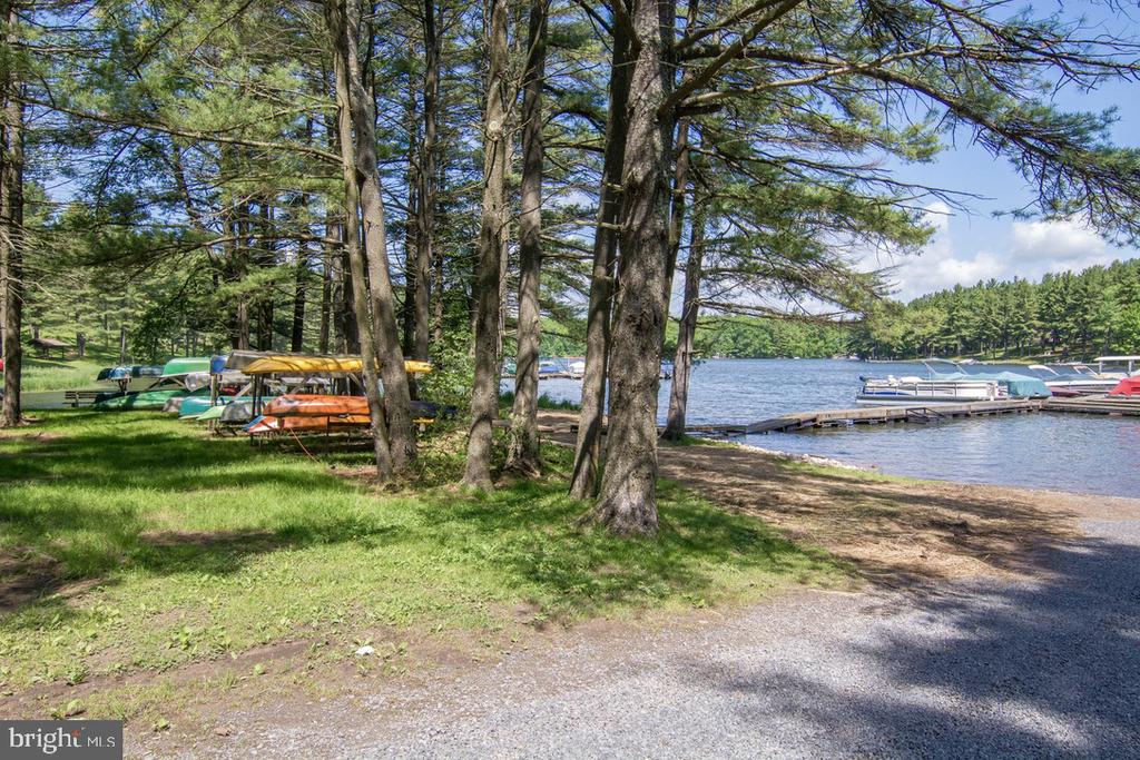 102 PINEY POINT DRIVE