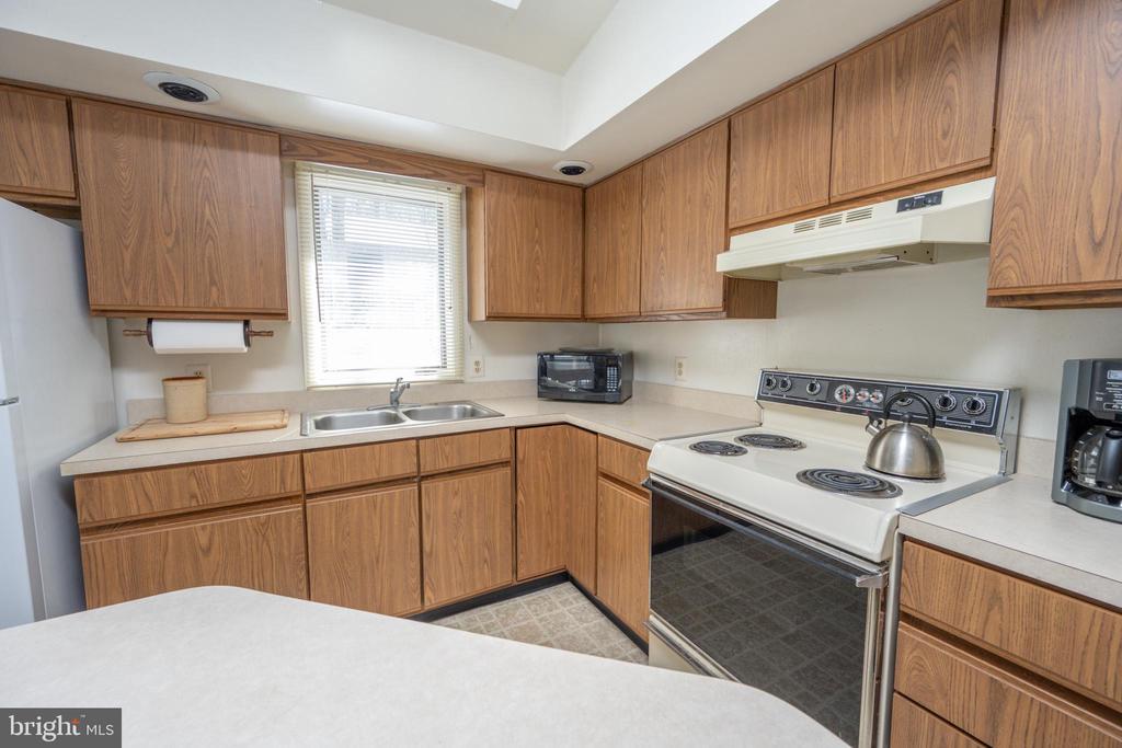 102 PINEY POINT DRIVE