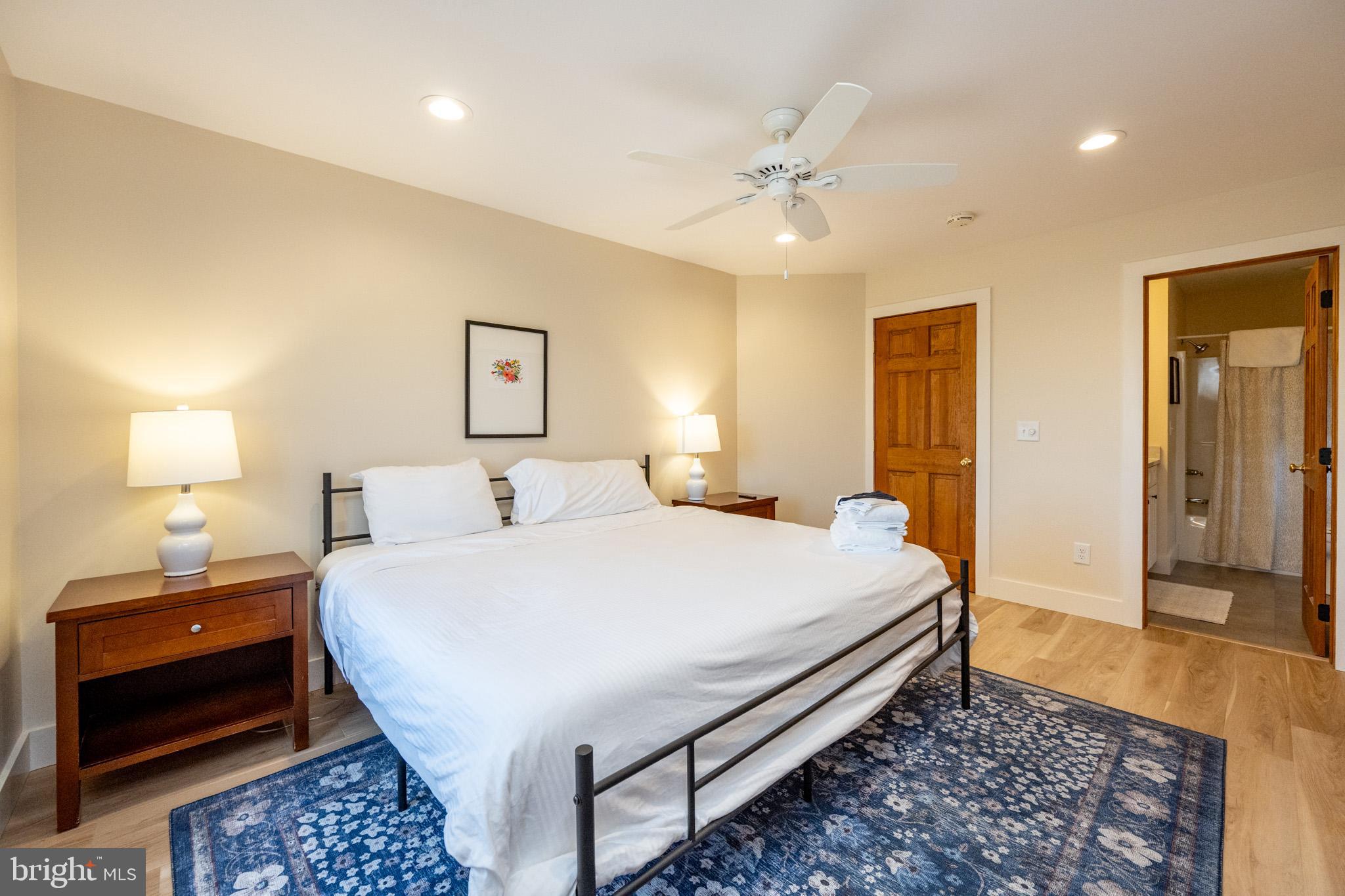 304 WATERFRONT GREENS DRIVE