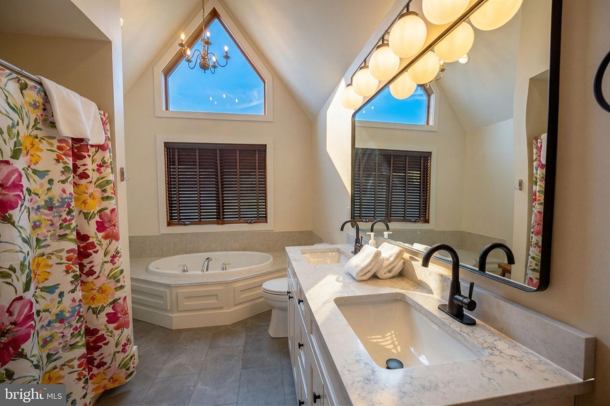 304 WATERFRONT GREENS DRIVE