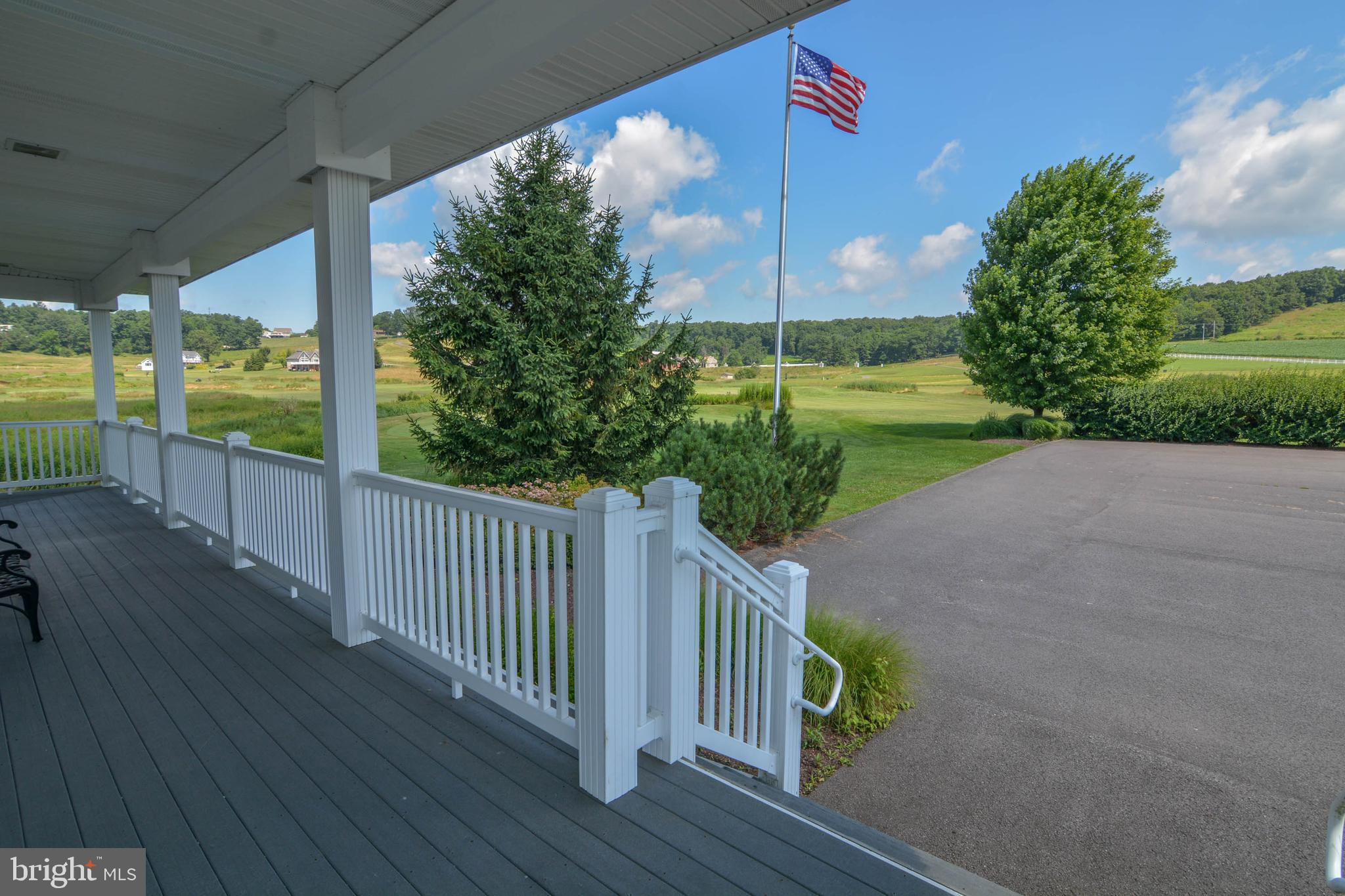 304 WATERFRONT GREENS DRIVE