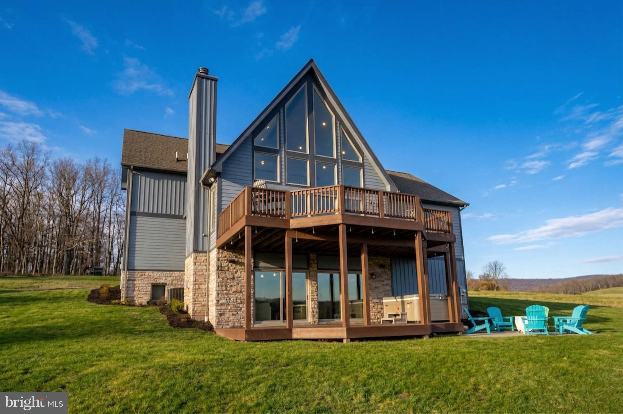 304 WATERFRONT GREENS DRIVE