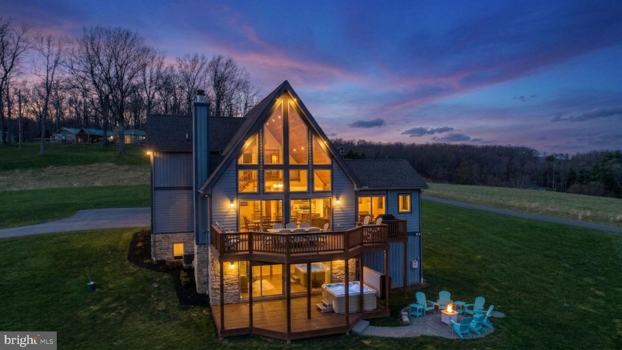 304 WATERFRONT GREENS DRIVE