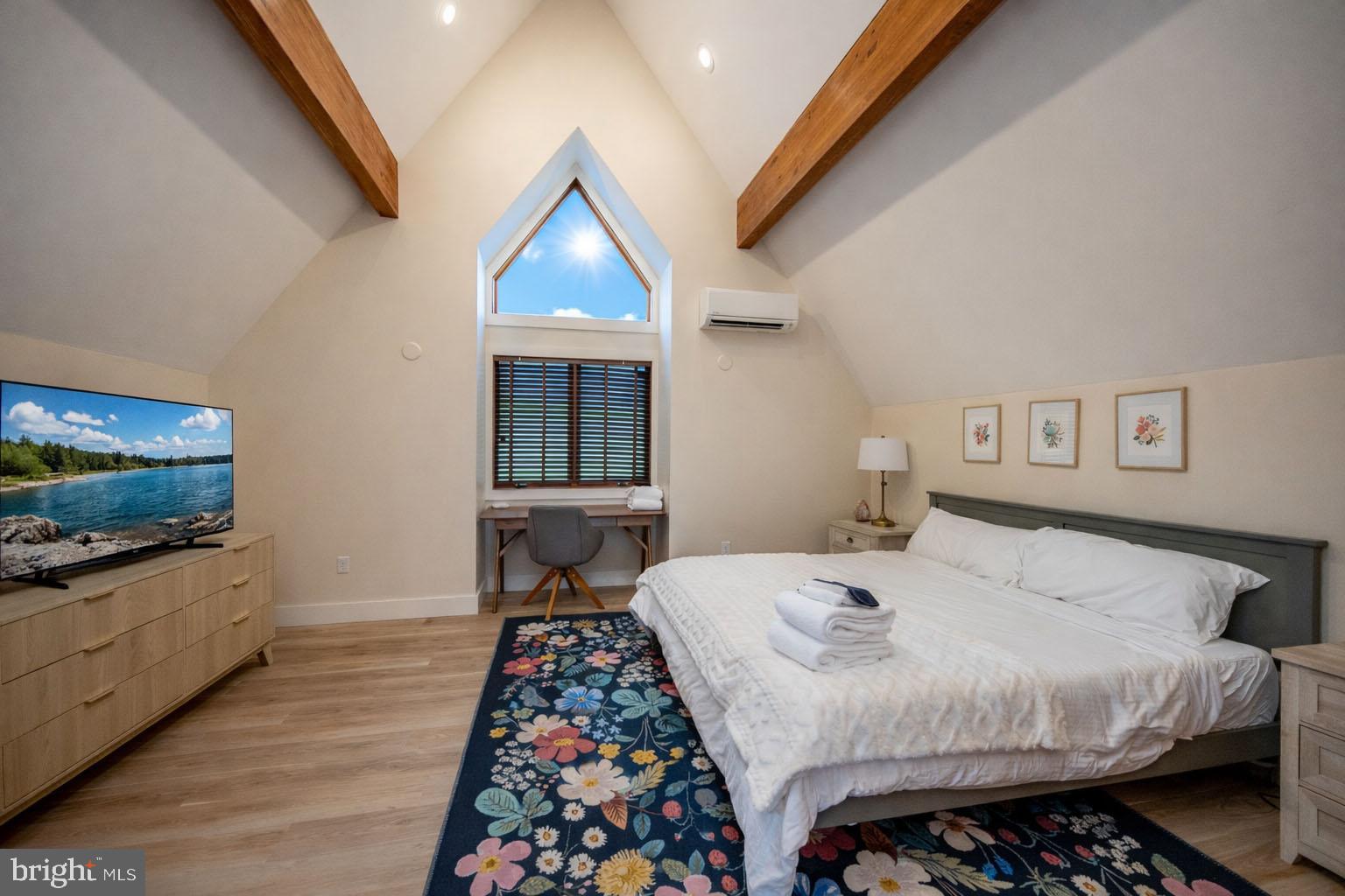 304 WATERFRONT GREENS DRIVE