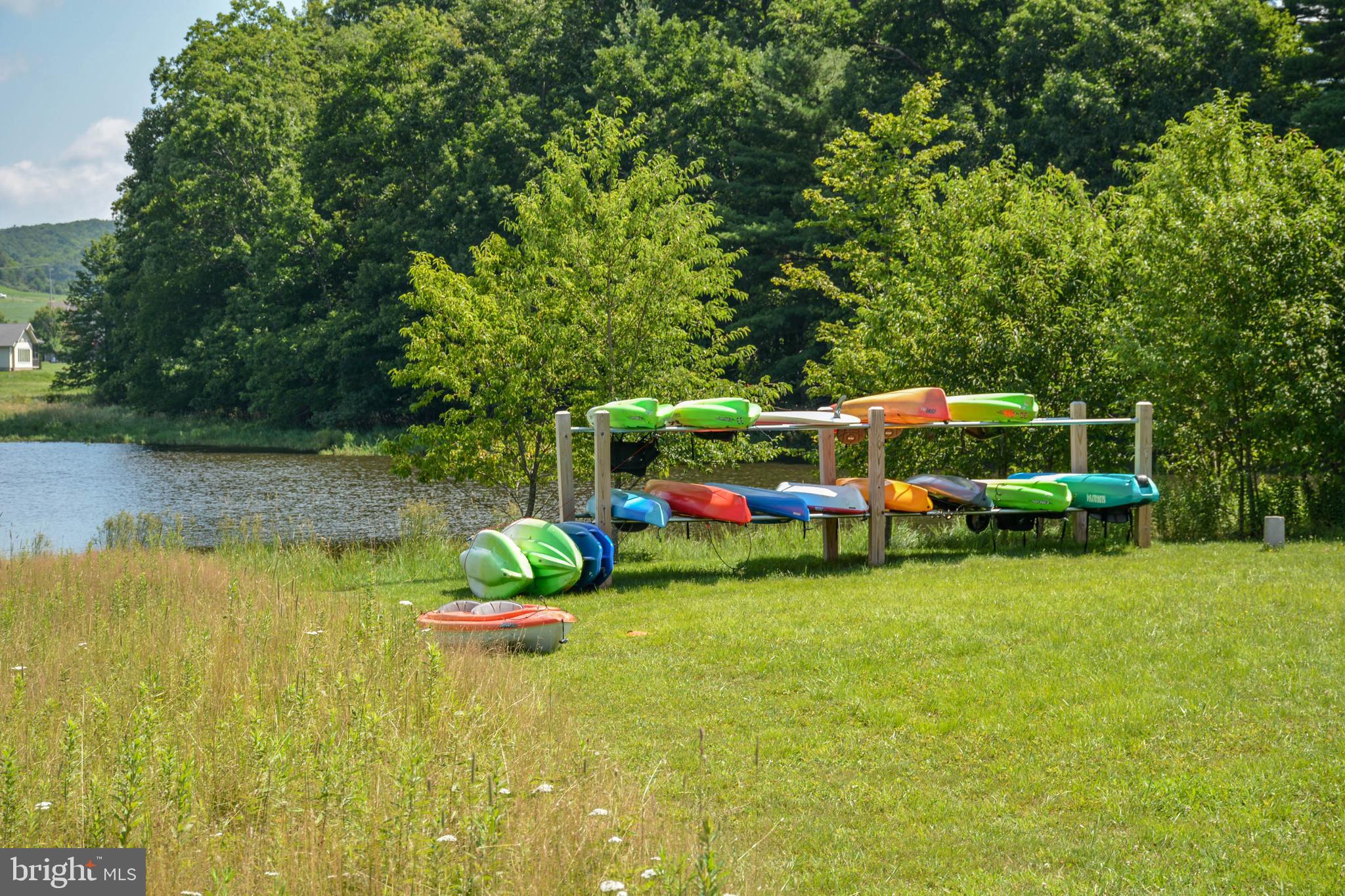 304 WATERFRONT GREENS DRIVE