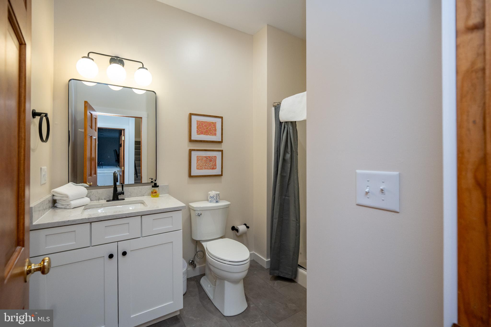 304 WATERFRONT GREENS DRIVE