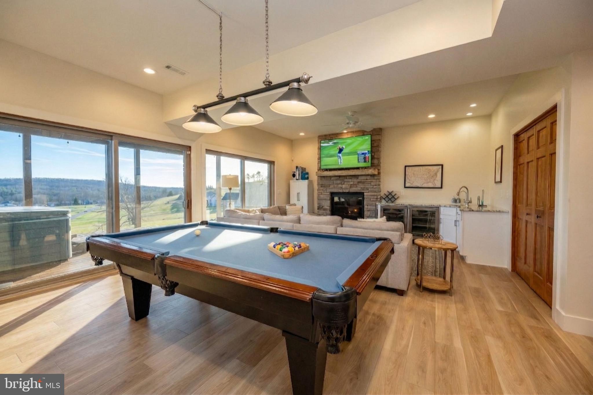 304 WATERFRONT GREENS DRIVE