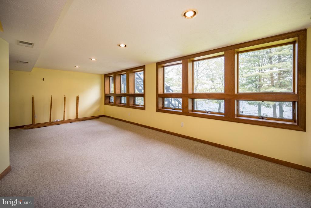 62 DUCK COVE ROAD