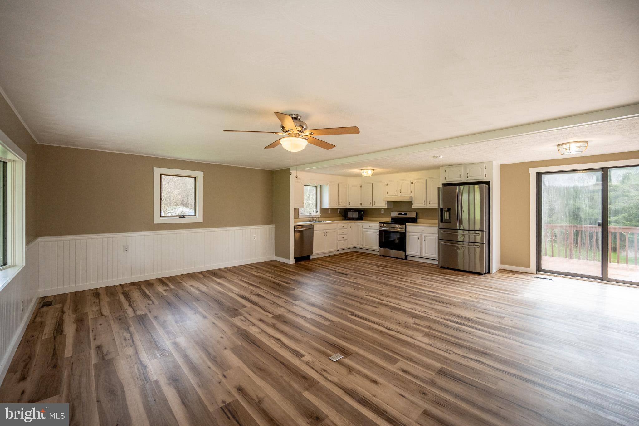 2571 SHADY DELL ROAD