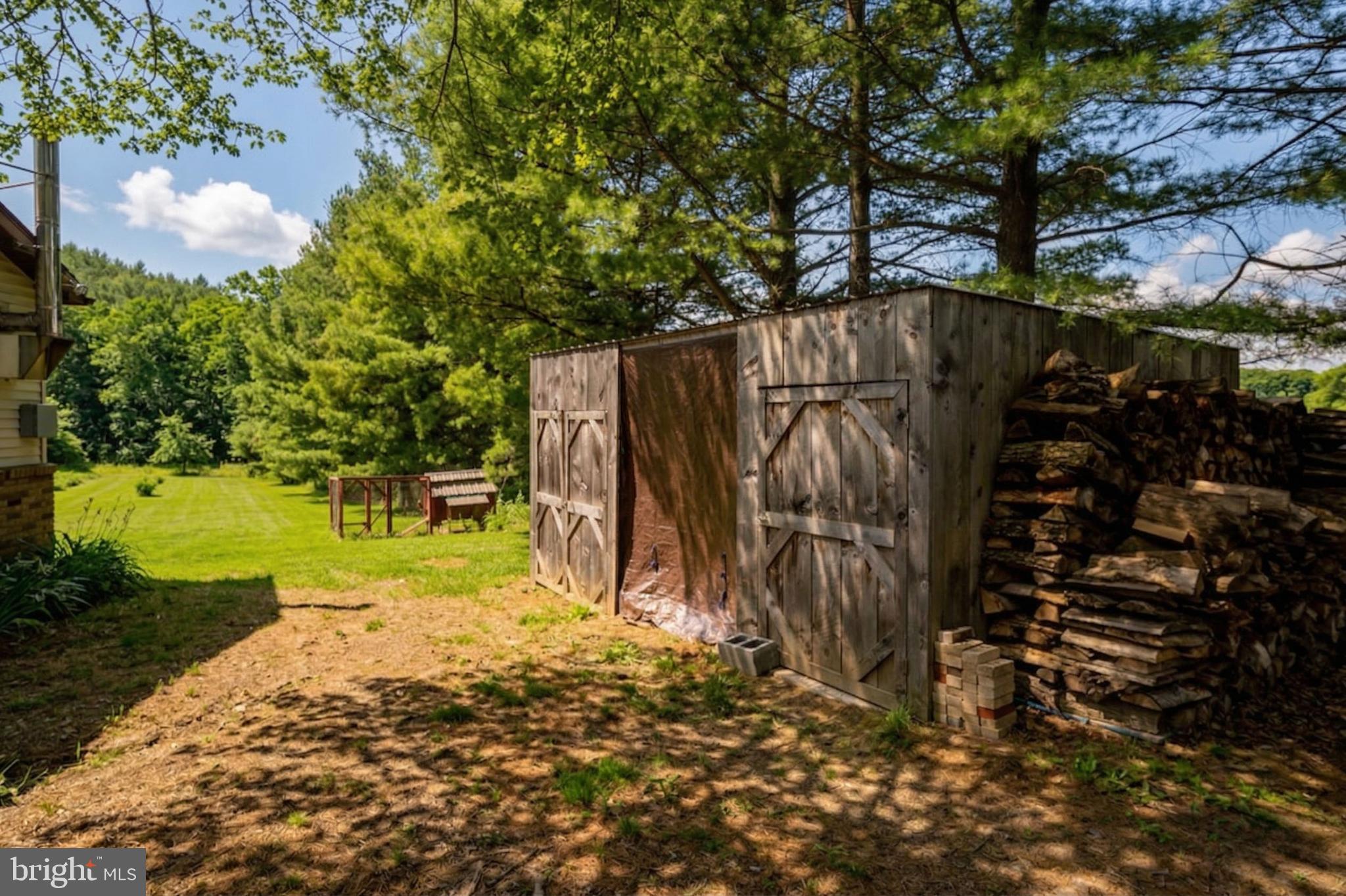 2571 SHADY DELL ROAD