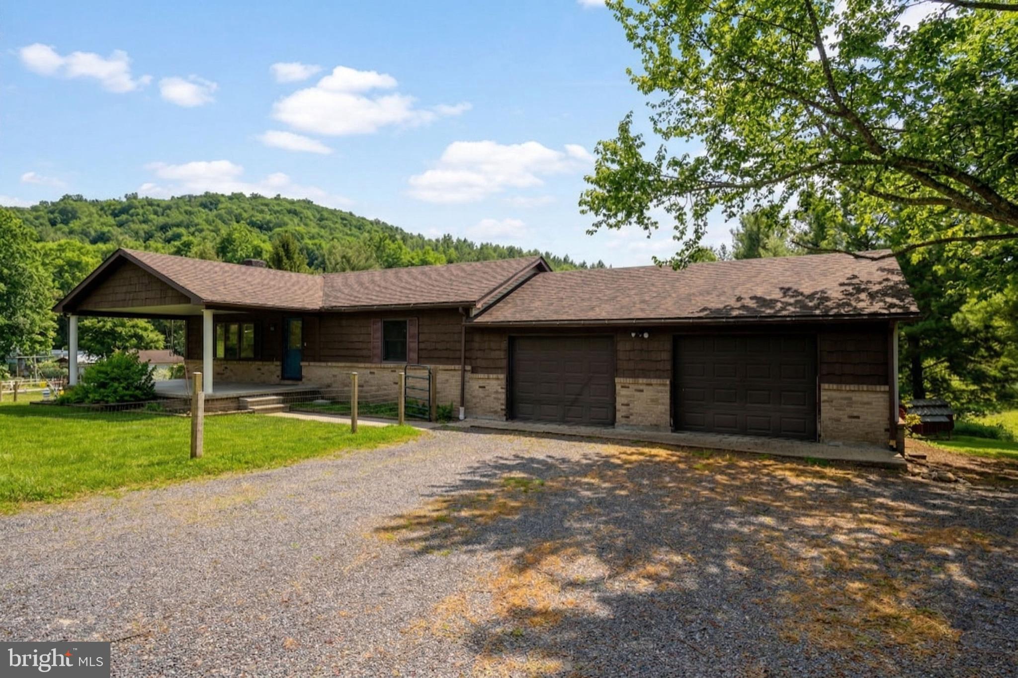 2571 SHADY DELL ROAD