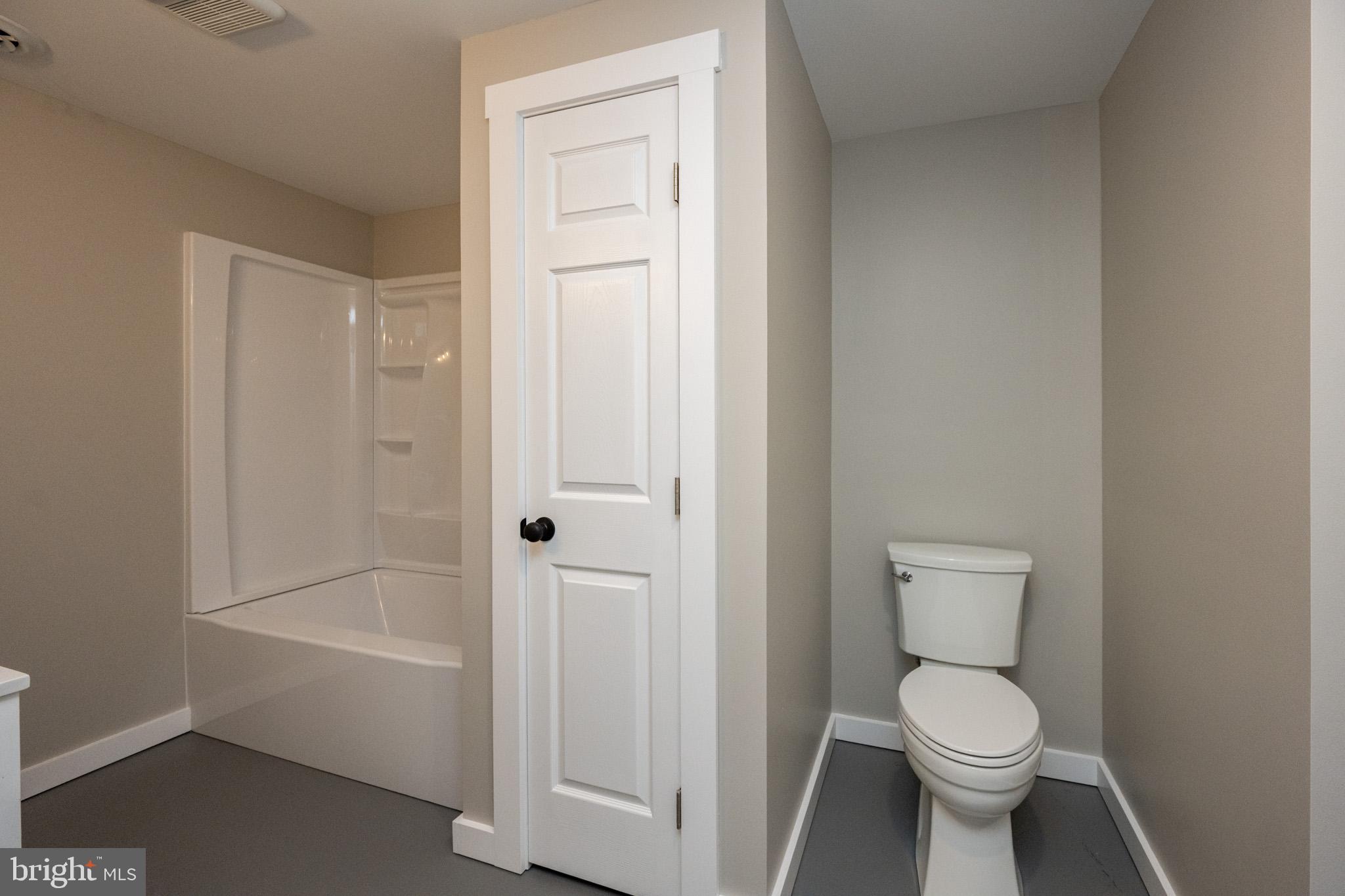 2571 SHADY DELL ROAD