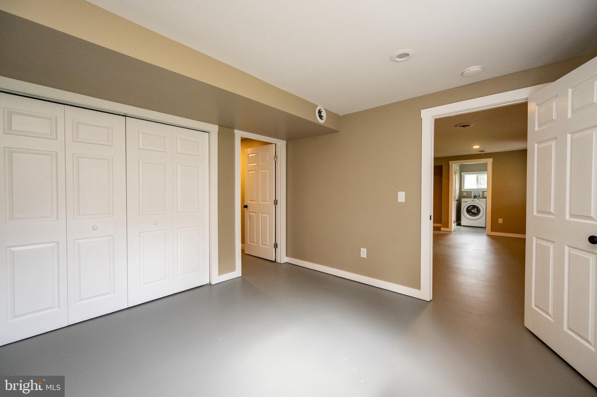 2571 SHADY DELL ROAD