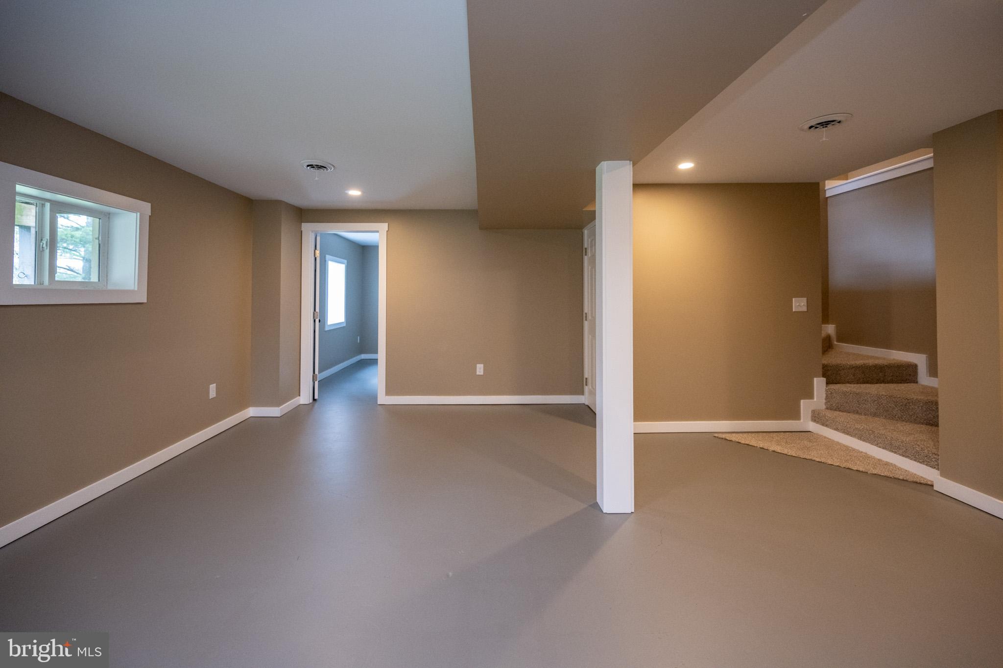 2571 SHADY DELL ROAD