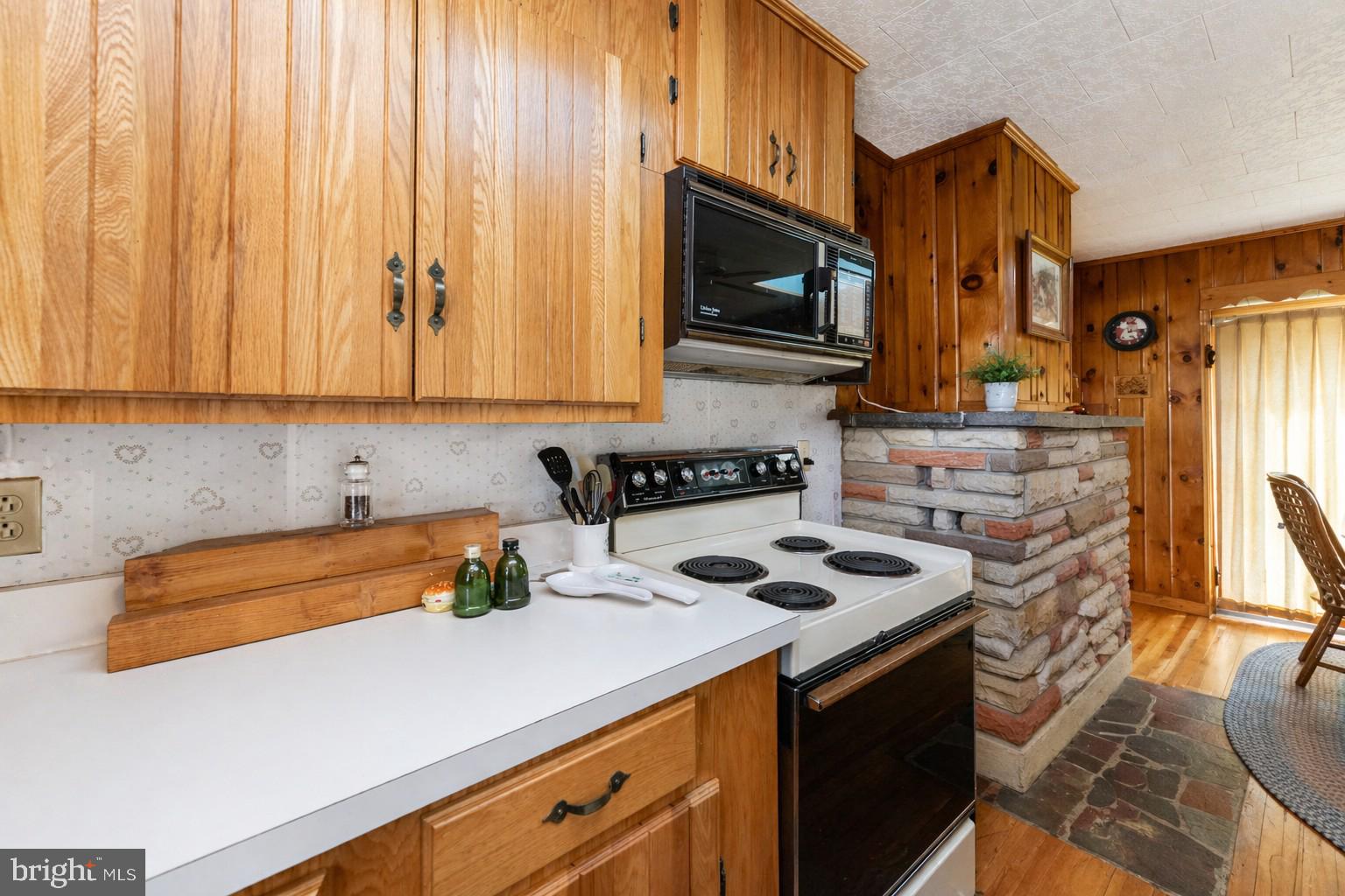 682 MARSH HILL ROAD