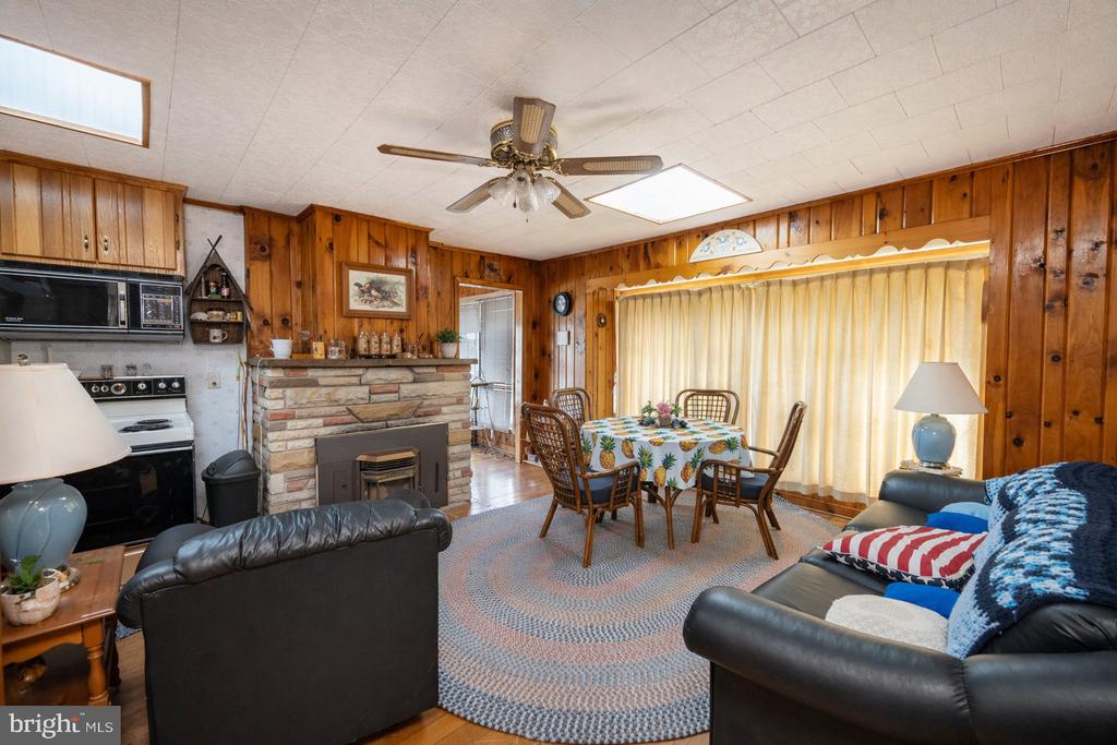 682 MARSH HILL ROAD