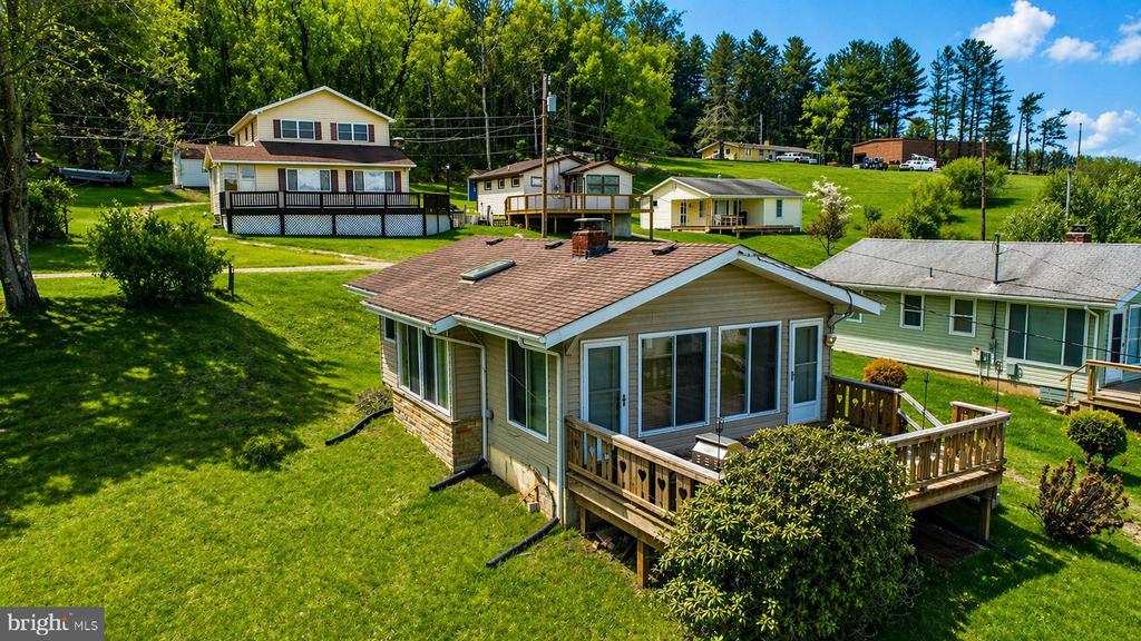 682 MARSH HILL ROAD