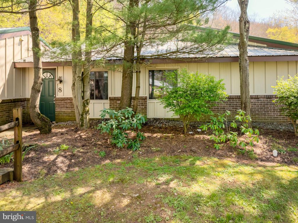 1724 MOSSER ROAD Unit: 8