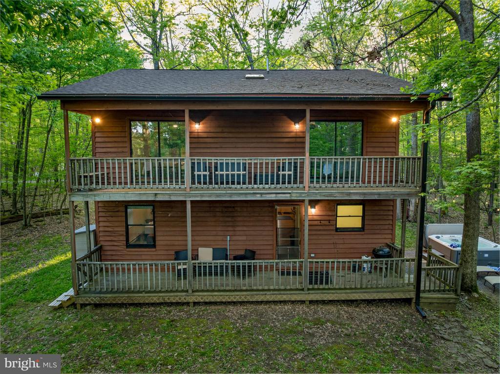 1142 LIMPOPO LANE