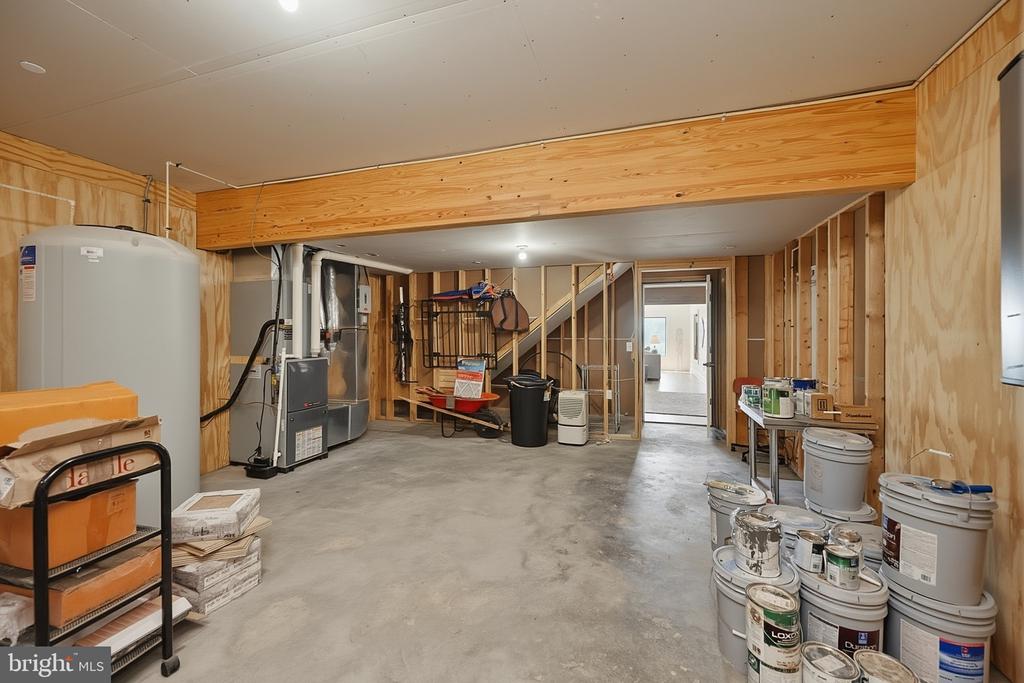 211 HIGH POINT RIDGE ROAD