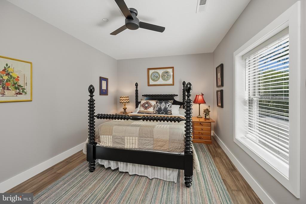 211 HIGH POINT RIDGE ROAD