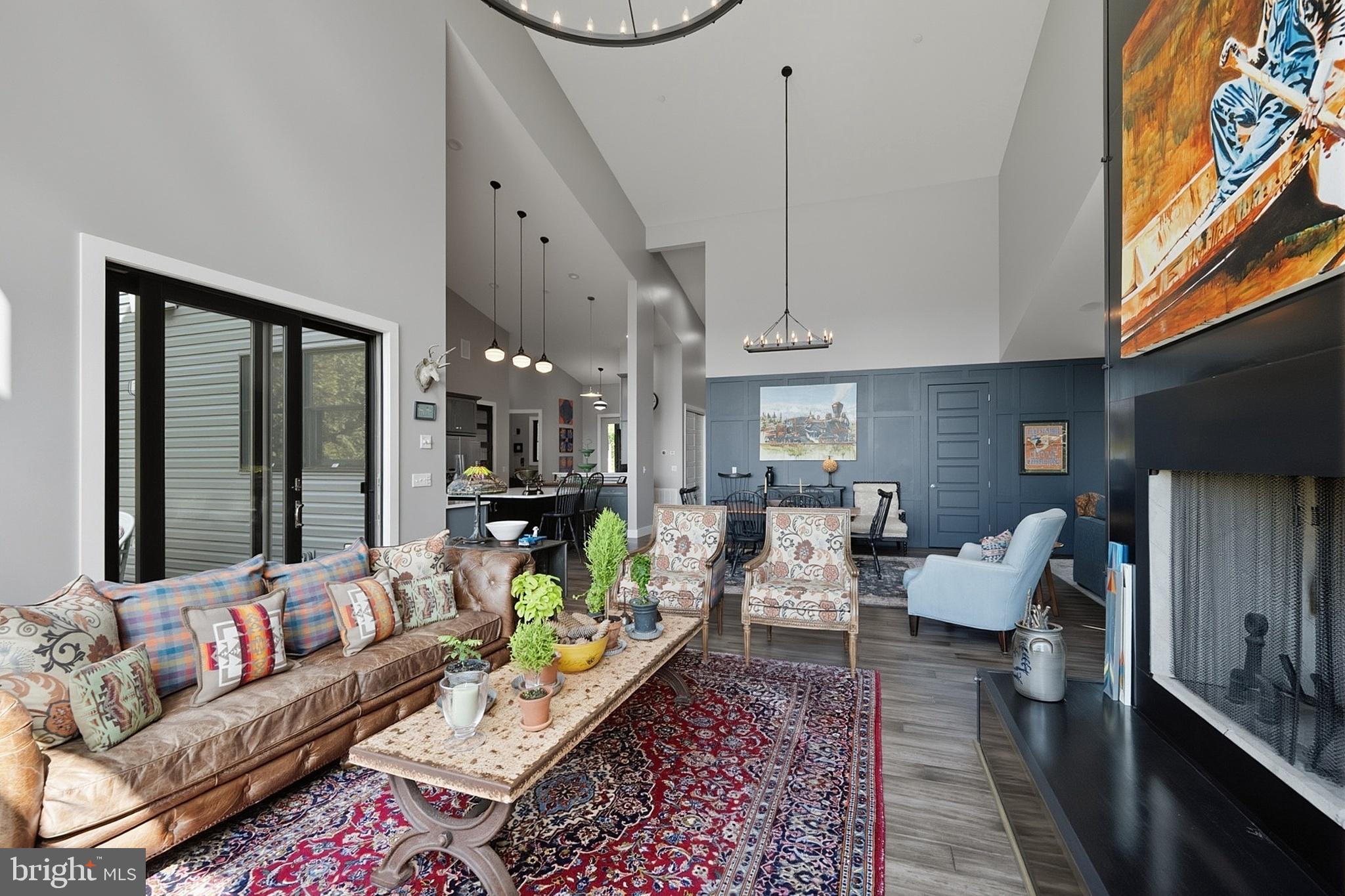 211 HIGH POINT RIDGE ROAD
