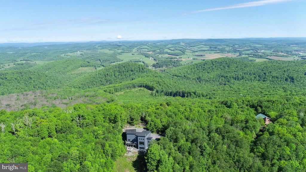 211 HIGH POINT RIDGE ROAD