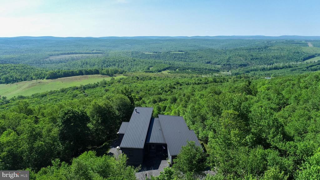 211 HIGH POINT RIDGE ROAD