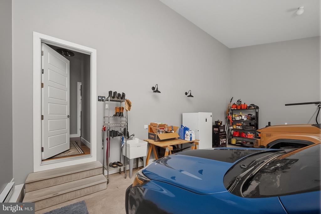 211 HIGH POINT RIDGE ROAD