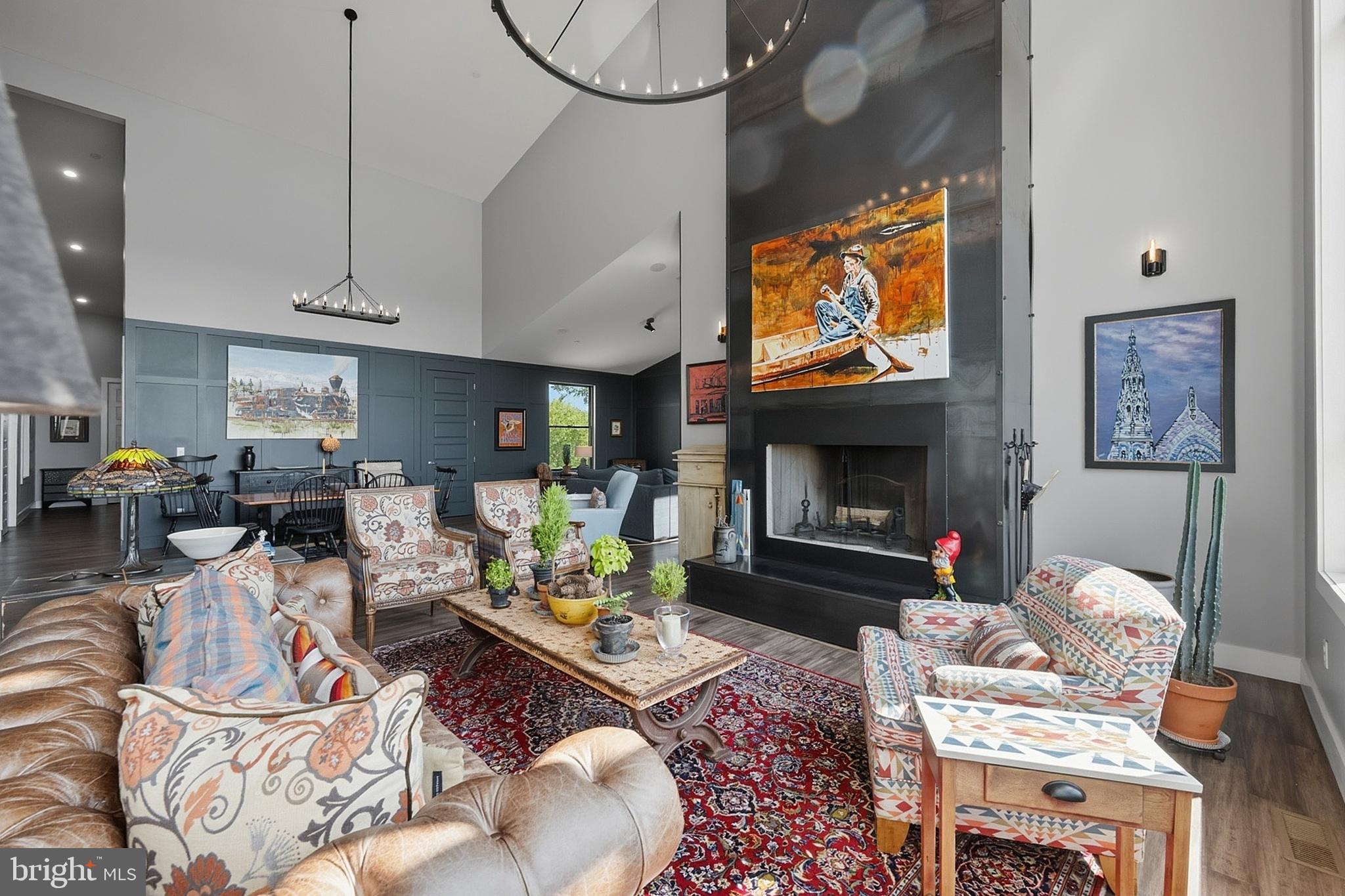 211 HIGH POINT RIDGE ROAD