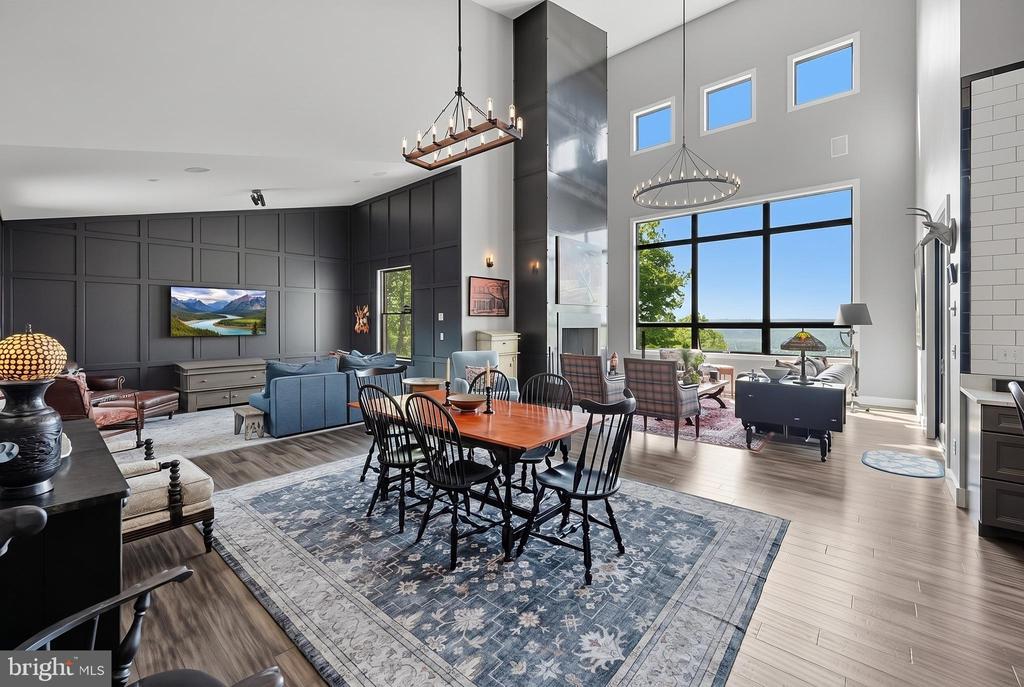 211 HIGH POINT RIDGE ROAD