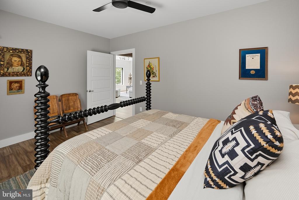 211 HIGH POINT RIDGE ROAD