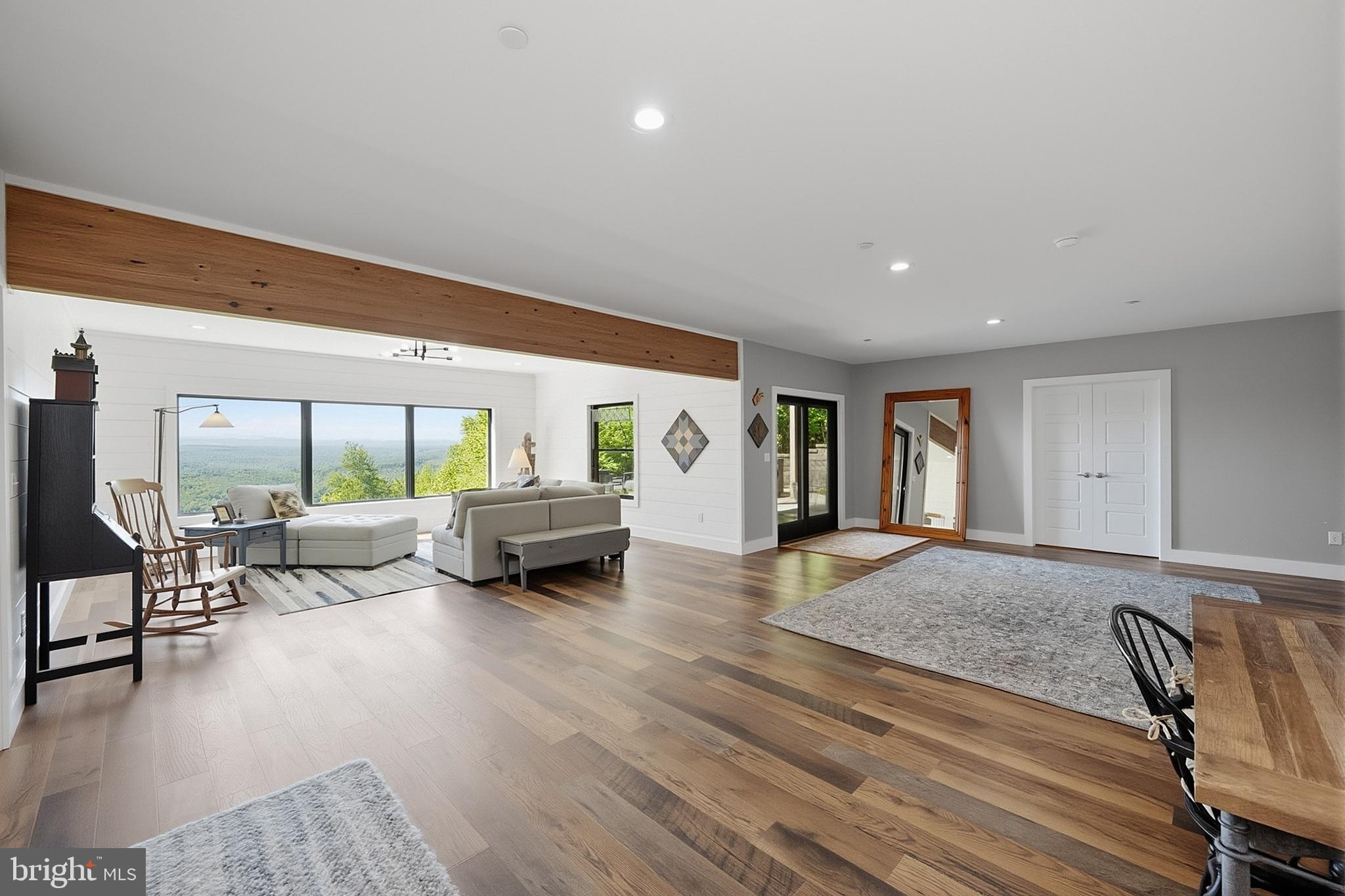 211 HIGH POINT RIDGE ROAD