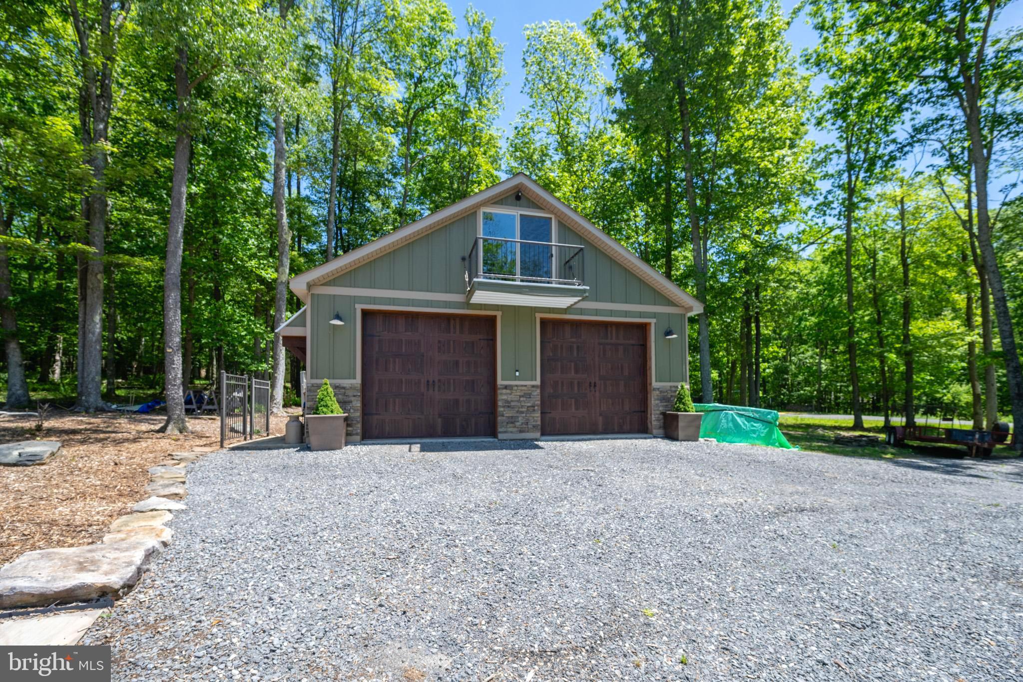 60 JOANS LANE