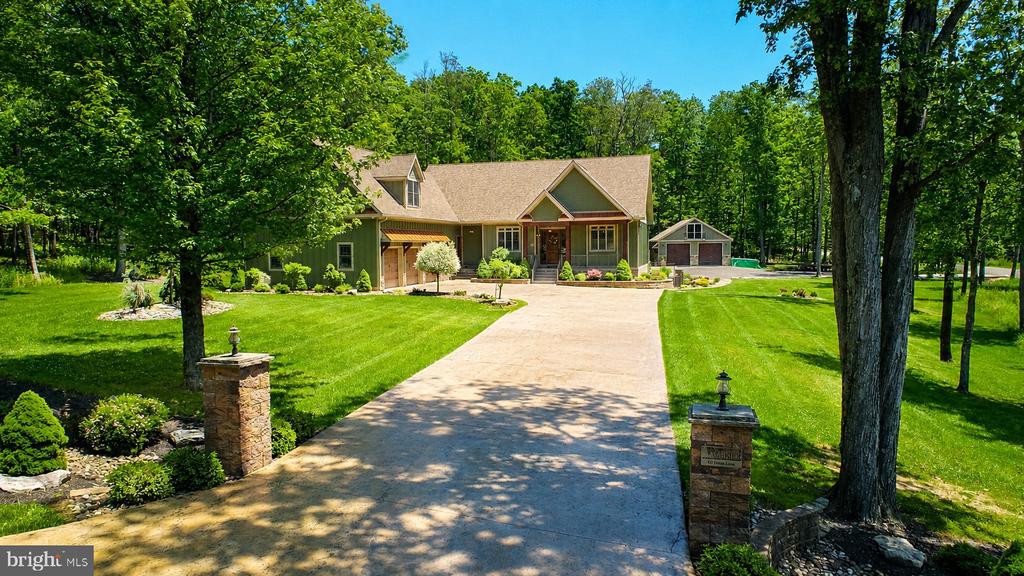 60 JOANS LANE