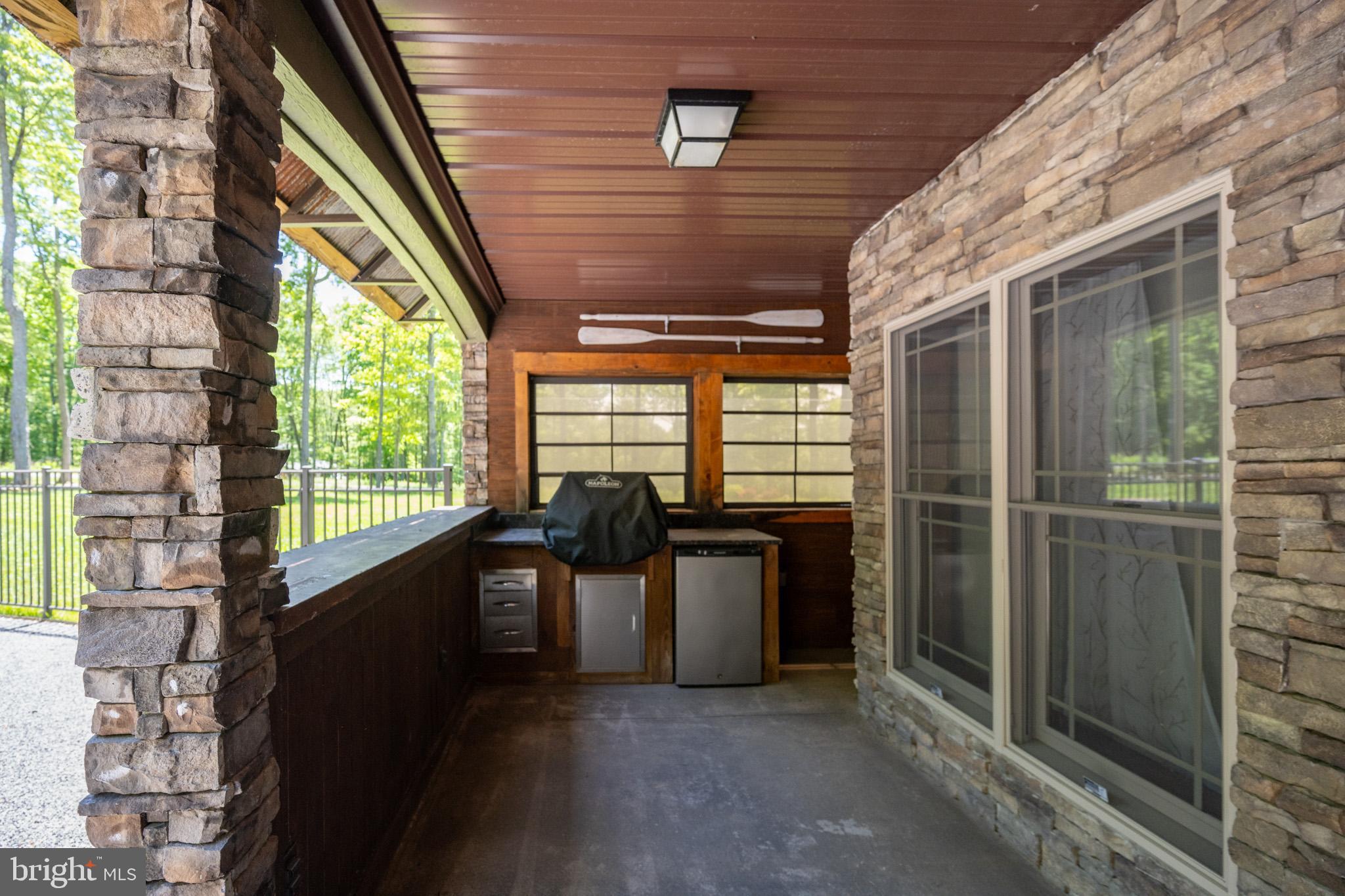 60 JOANS LANE